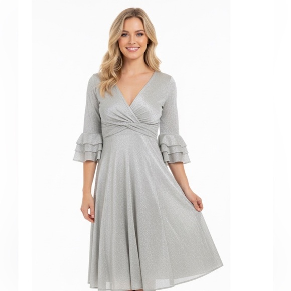 Glamour By Gabriella Skye Dresses & Skirts - Glamour by Gabriella skye gold shimmer dress size 6